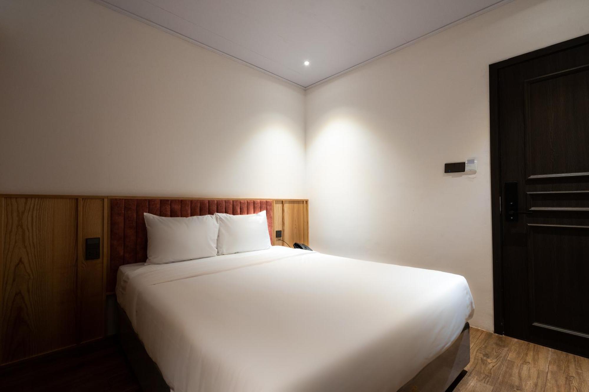 Haven Hut Riverside Hotel 胡志明市 外观 照片
